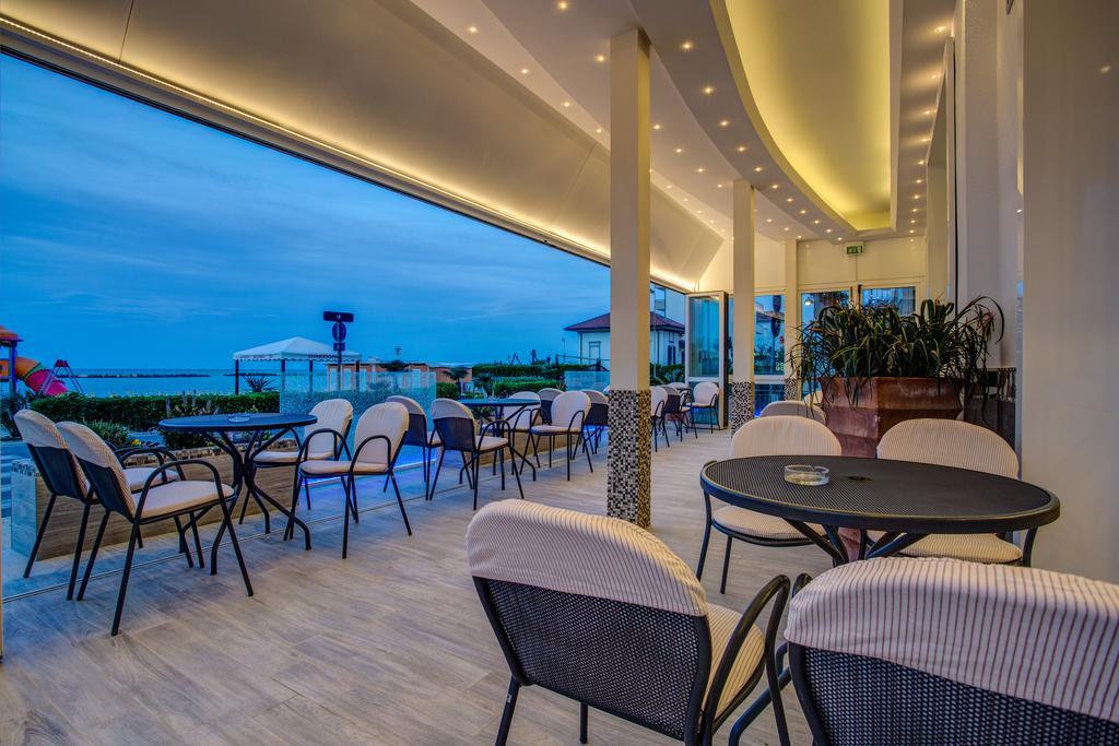Hotel Riviera